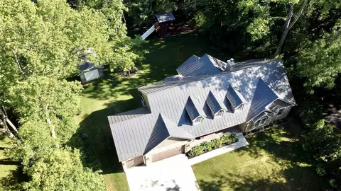 12472 Chuckanut Dr, Roscoe, IL 61073 photo 4