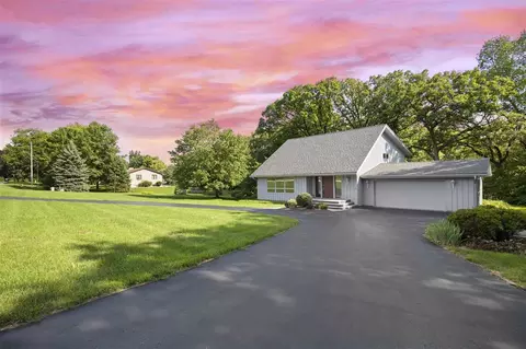 6685 Westgate Ct, Roscoe, IL 61073 photo 2