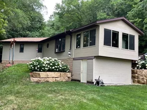 3923 Scenic Bluff Rd, Thomson, IL 61285 photo 1