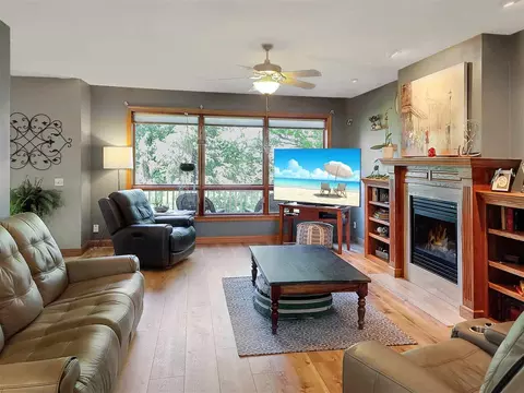 7154 N Pecatonica Rd, Leaf River, IL 61047 photo 8