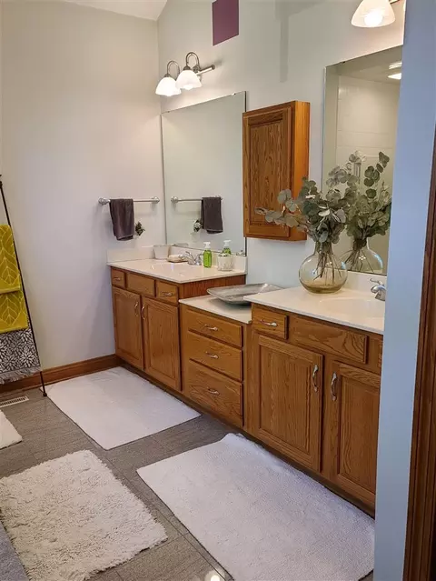 7154 N Pecatonica Rd, Leaf River, IL 61047 photo 19
