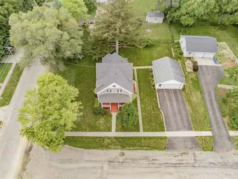 737 Division St, Pecatonica, IL 61063 photo 28