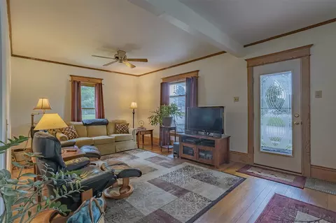 737 Division St, Pecatonica, IL 61063 photo 19