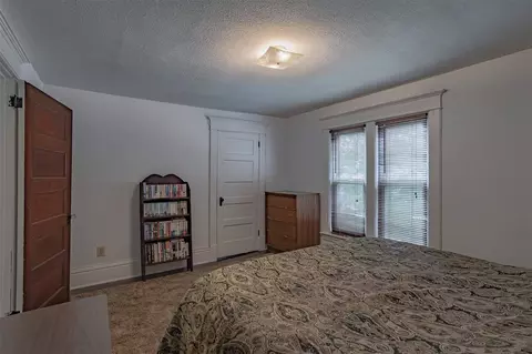 737 Division St, Pecatonica, IL 61063 photo 9