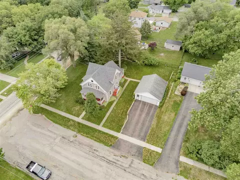737 Division St, Pecatonica, IL 61063 photo 27