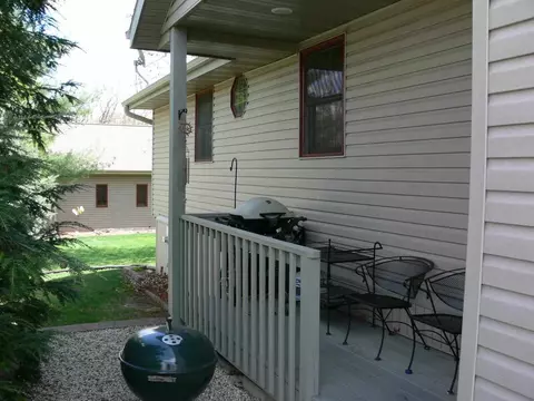 10899 Sixth St, Roscoe, IL 61073 photo 9