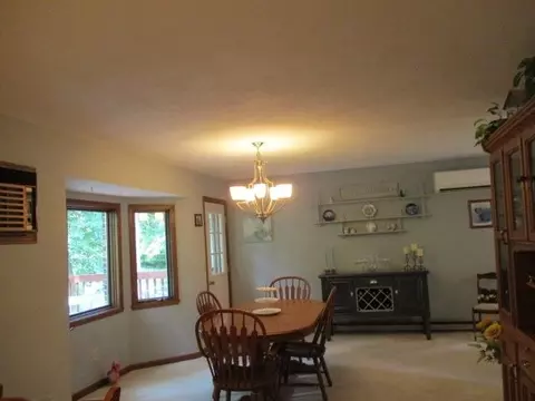 548 Baintree, Lake Summerset, IL 61019 photo 9
