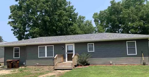 506 E Ridge St, Mount Carroll, IL 61053 photo 1