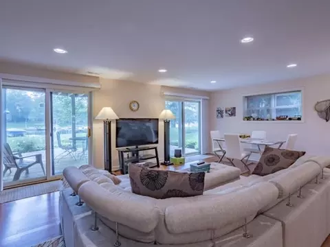 2255 Breckenboro, Lake Summerset, IL 61019 photo 11