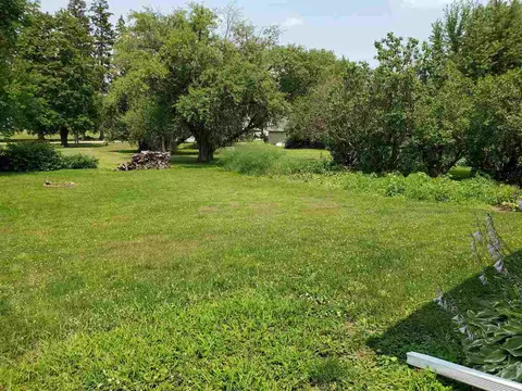 508 E Washington St, Warren, IL 61087 photo 25