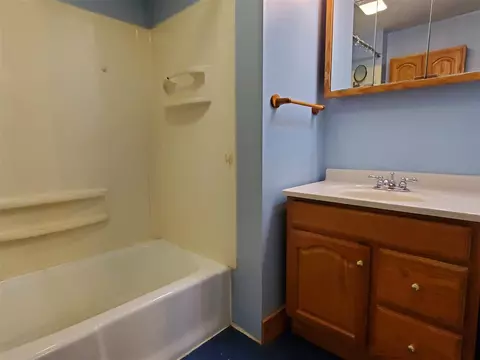 508 E Washington St, Warren, IL 61087 photo 10