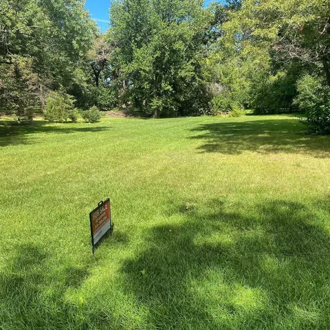 4627 Will Ann Dr, Rockford, IL 61101