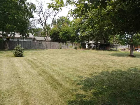 140 Rainbow Dr, Capron, IL 61012 photo 23