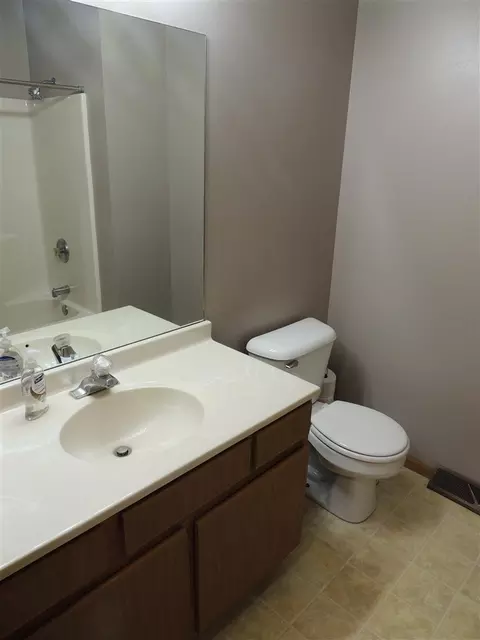 140 Rainbow Dr, Capron, IL 61012 photo 9