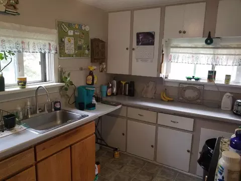 219 W Sixth St, Pecatonica, IL 61063 photo 7