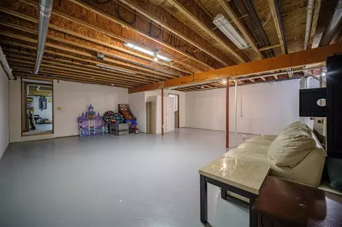13748 Beaver Rd, Roscoe, IL 61073 photo 42
