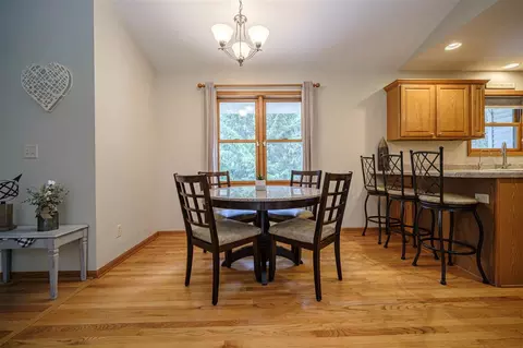 13748 Beaver Rd, Roscoe, IL 61073 photo 17