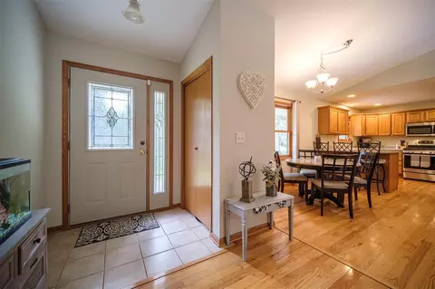 13748 Beaver Rd, Roscoe, IL 61073 photo 7
