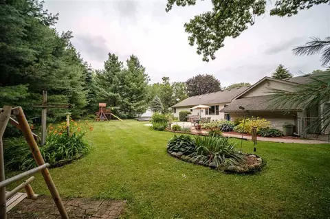 13748 Beaver Rd, Roscoe, IL 61073 photo 44
