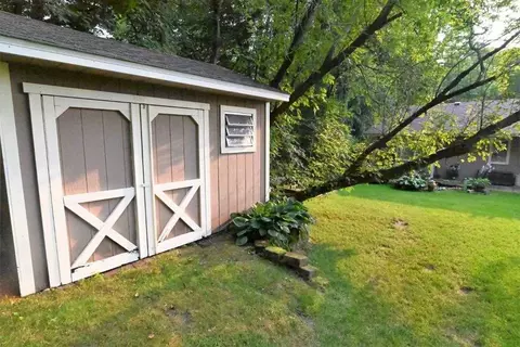 7766 Louella Dr, Roscoe, IL 61073 photo 24