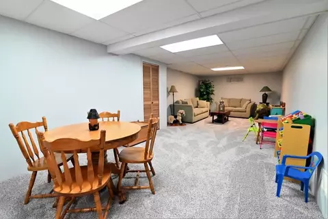 7766 Louella Dr, Roscoe, IL 61073 photo 17
