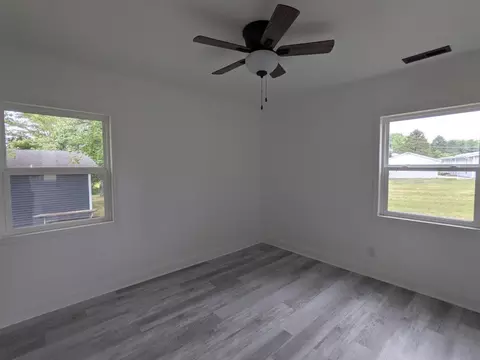 282 Forestcliff, Lake Summerset, IL 61019 photo 10