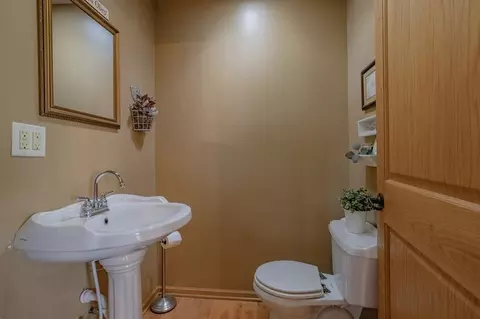 12005 N Davis, Davis, IL 61019 photo 11