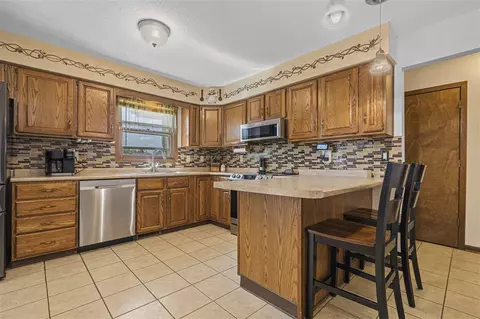 1351 Chadwick Ct, Lake Summerset, IL 61019 photo 8