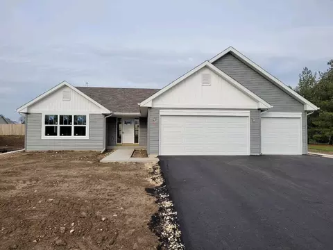 879 Bridget Dr, Beloit, WI 53511 photo 1