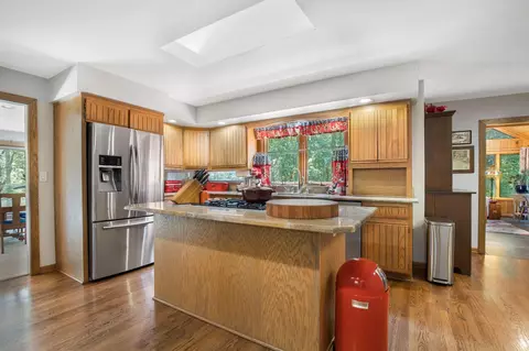 8024 Killarney Aire Rd, Roscoe, IL 61073 photo 8