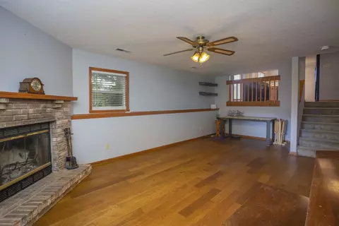 899 Brandy Bend Rd, Roscoe, IL 61073 photo 15