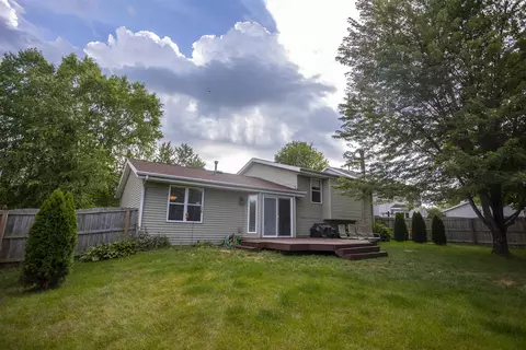 899 Brandy Bend Rd, Roscoe, IL 61073 photo 29