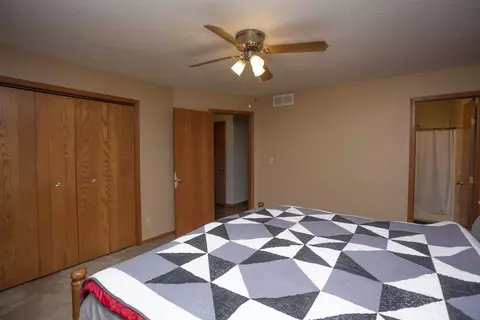 899 Brandy Bend Rd, Roscoe, IL 61073 photo 22