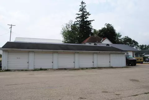 201 N Main St, Leaf River, IL 61047 photo 9