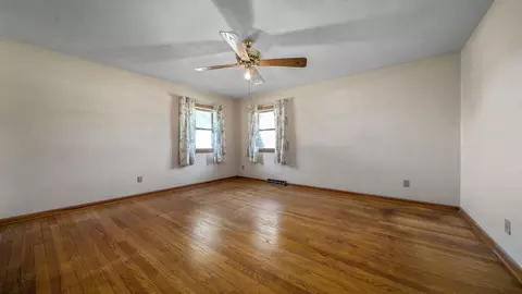 130 N Maple Ave, Byron, IL 61010 photo 14