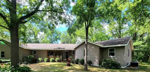 731 E Philhower Rd, Beloit, WI 53511 photo 1