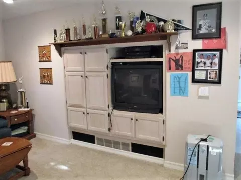 575 Baintree, Lake Summerset, IL 61019 photo 21