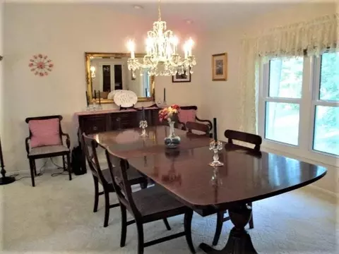 575 Baintree, Lake Summerset, IL 61019 photo 10