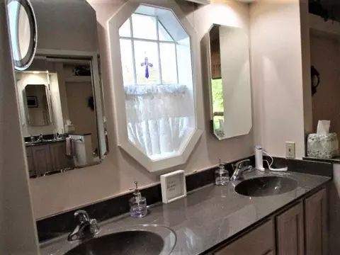 575 Baintree, Lake Summerset, IL 61019 photo 13