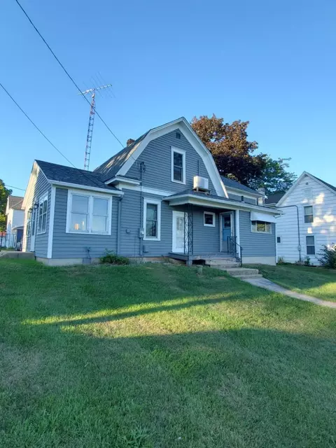 301 E First, Mcconnell, IL 61050 photo 2