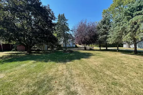 304 N 2nd St, Holcomb, IL 61043 photo 18