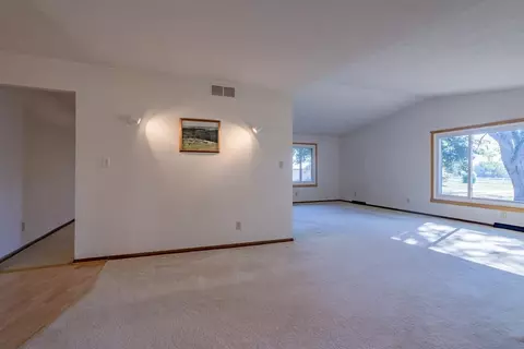 16961 Comly Rd, Pecatonica, IL 61063 photo 5