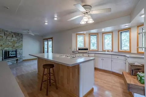 16961 Comly Rd, Pecatonica, IL 61063 photo 11