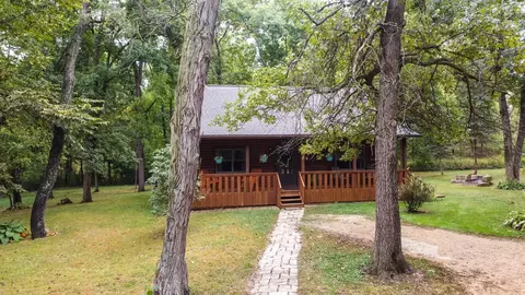 1514 E Plum Hill Rd, Leaf River, IL 61047 photo 1
