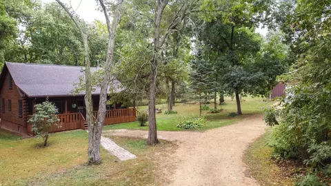 1514 E Plum Hill Rd, Leaf River, IL 61047 photo 2