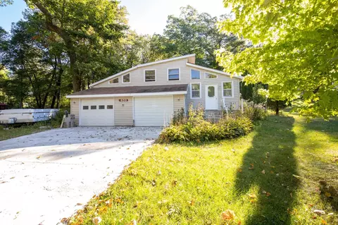 489 Corkhill Ct, Lake Summerset, IL 61019 photo 13
