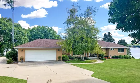 27-44 Ridgeview Dr, Lanark, IL 61046 photo 2