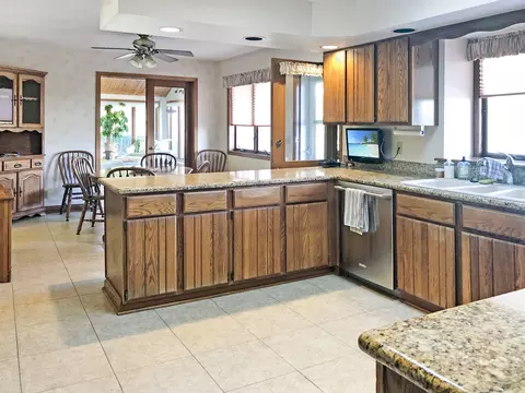 27-44 Ridgeview Dr, Lanark, IL 61046 photo 10