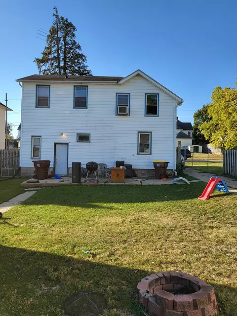 514 E Illinois, Freeport, IL 61032 photo 4