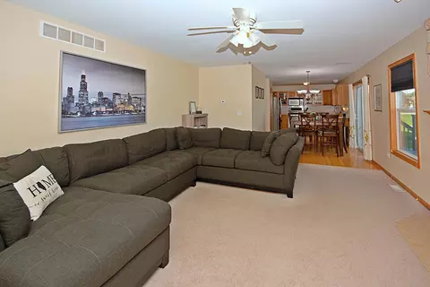 1820 Eden Pl, Rockford, IL 61107 photo 7